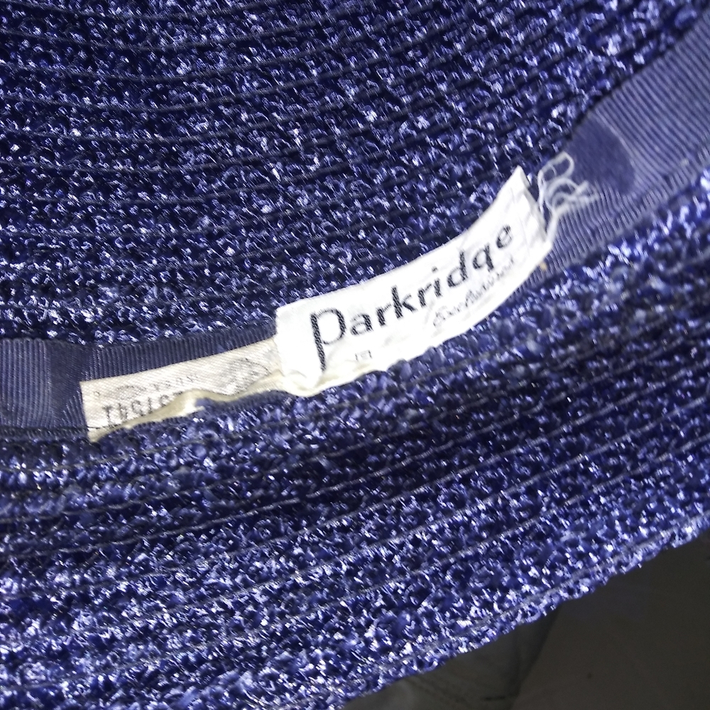 Hat - Picture 3 of 6